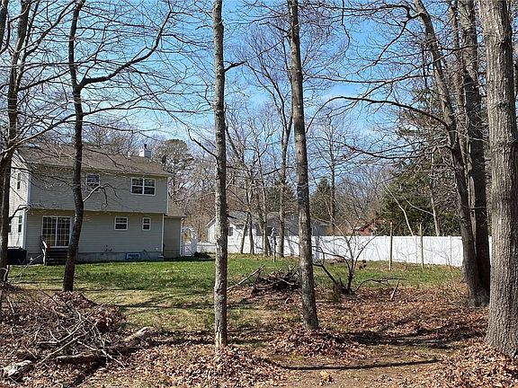 2nd image of 265 Orchid Dr