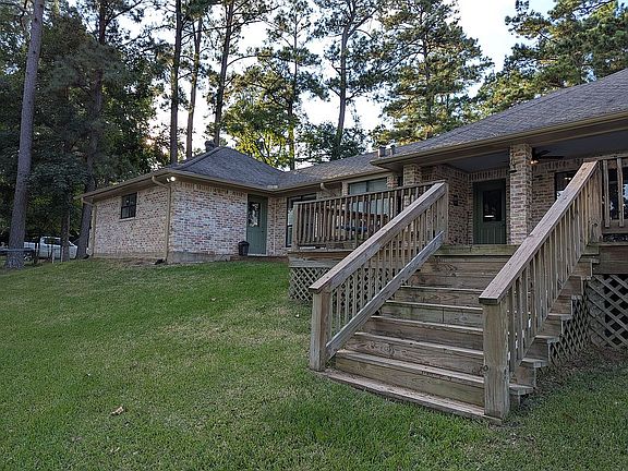 5th image of 2101 Azalea Cir