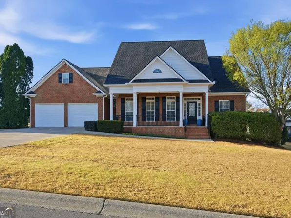 100 Colonial Cir, Cartersville, GA 30120