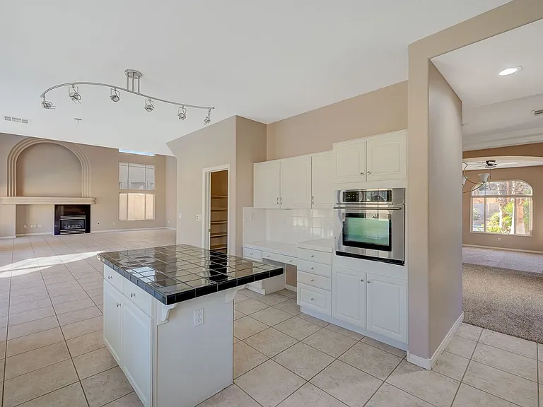 1934 Grey Eagle St — Photo 15