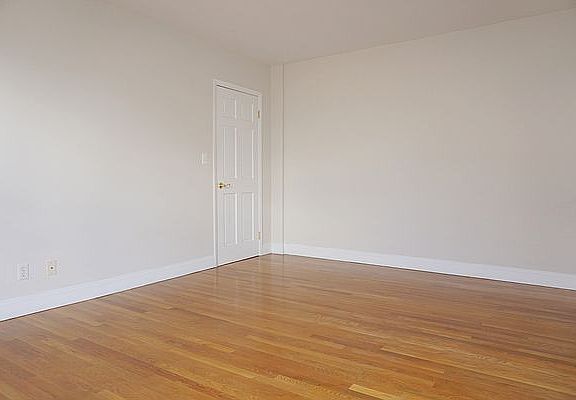 5th image of 699 Ocean Ave #E11