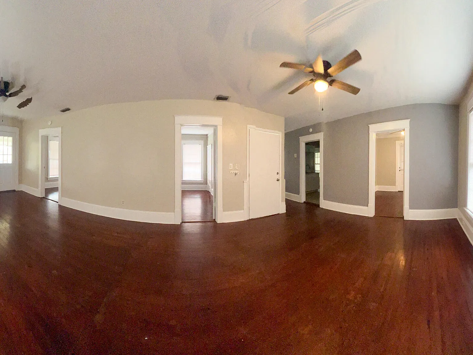 3 bed, 1.0 bath, 1200 sqft, $1,650 — Photo 3