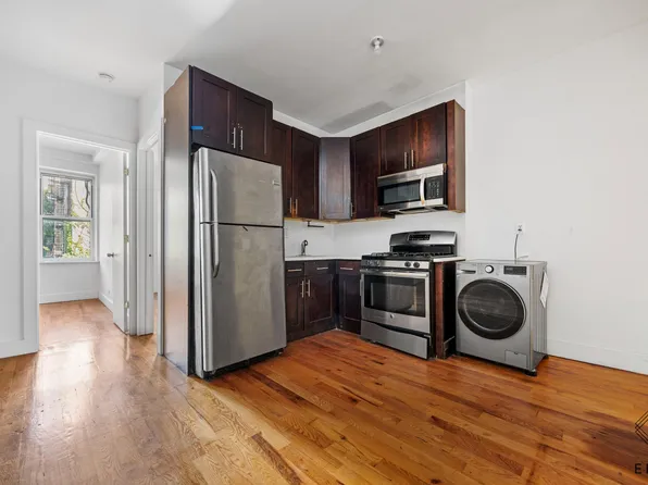 735 Rogers Avenue image 1 of 17