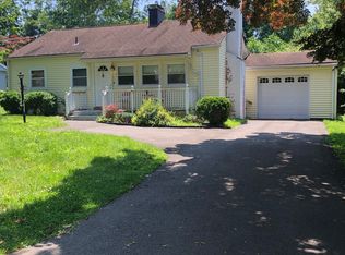 19 Sunset Rd, North Haven, CT 06473