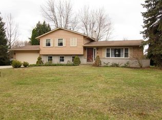 2050 Ravenna St, Hudson, OH 44236