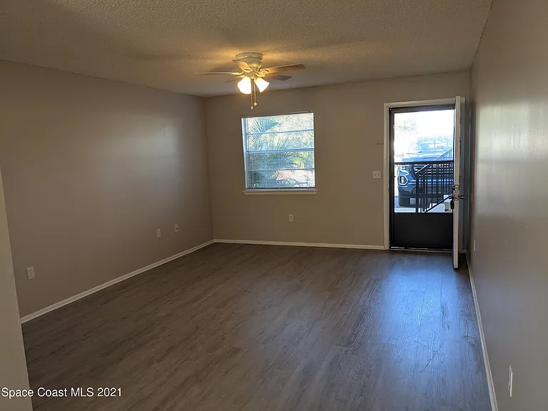 323 Olmstead Dr #3 — Photo 4