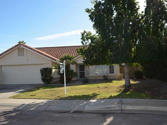 4th image of 4519 E Michelle Dr