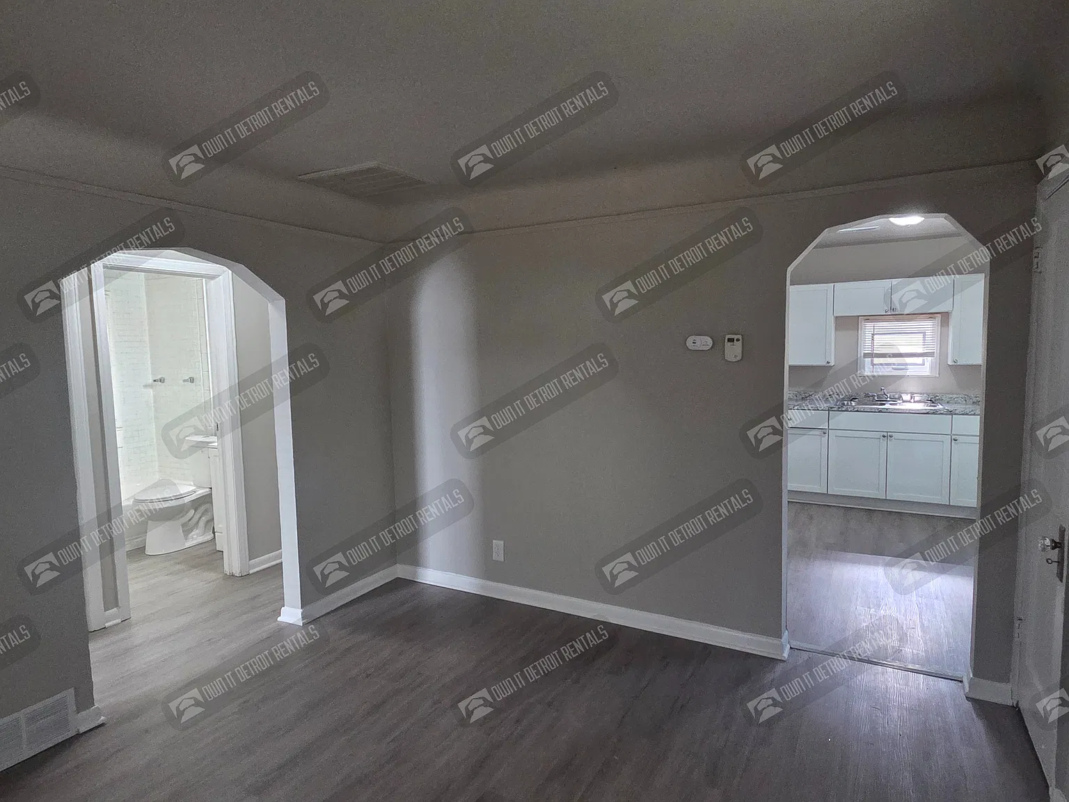 House - Ranch — Photo 4
