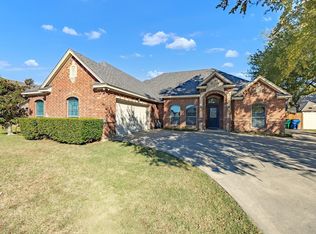 2107 Ridgewood Dr, Bridgeport, TX 76426