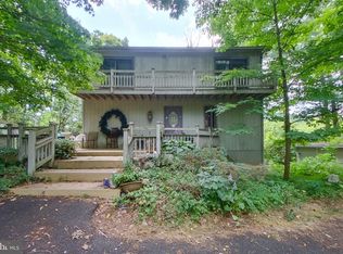 211 Silverbrook Dr, Schwenksville, PA 19473
