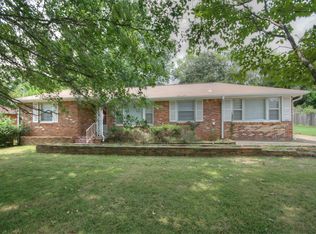 7620 Charlotte Dr SW, Huntsville, AL 35802