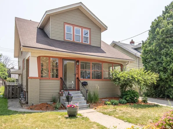 6519 31st AVENUE, Kenosha, WI 53142