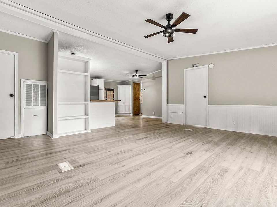 1st image of 261 Jr Stevens Br