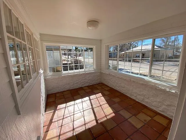 1012 E Yampa St — Photo 4