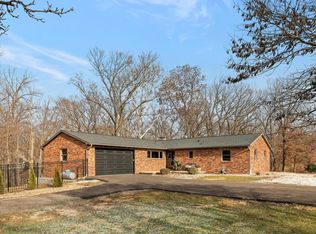 562D County Road 2400 N, Dewey, IL 61840