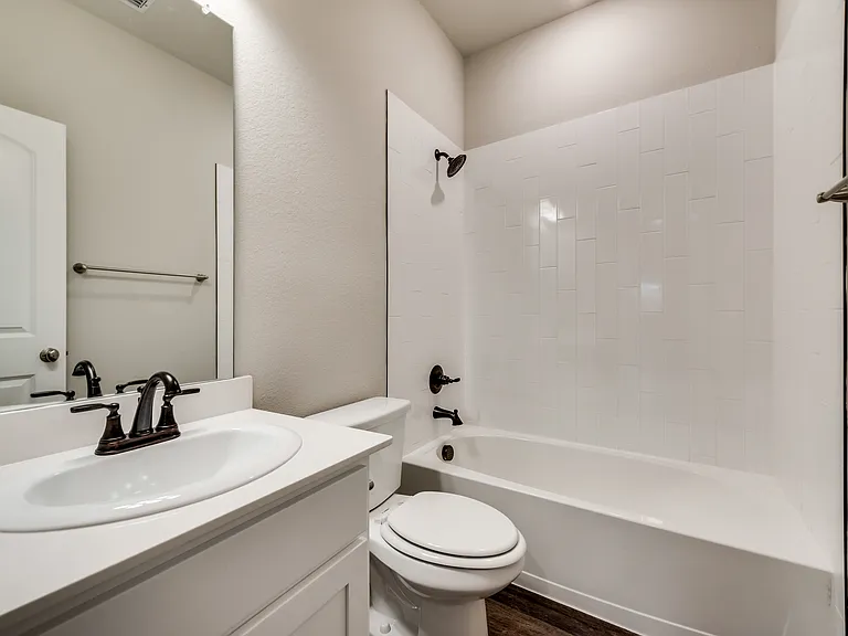 1523 Charismatic Ct — Photo 16