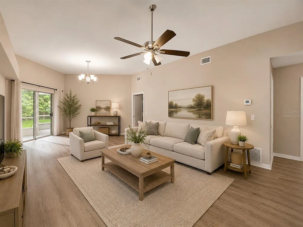 4 bed, 2.0 bath, 1913 sqft, $2,900 — Photo 4