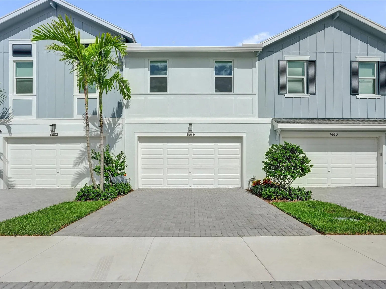 3 bed, 2.5 bath, 1540 sqft, $3,250 — Photo 2