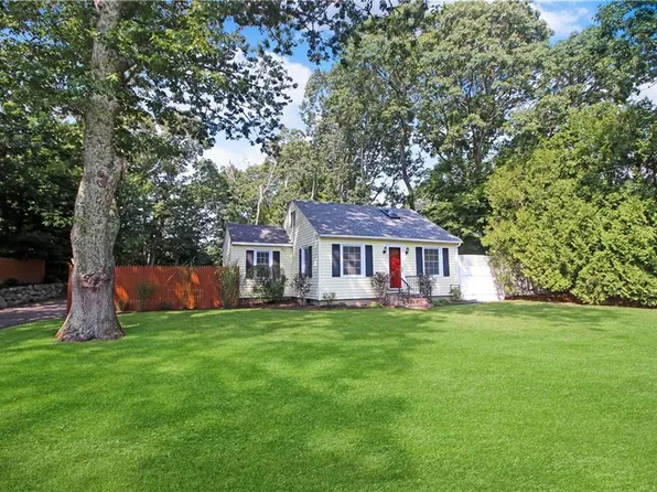 5 Argyle Dr, Westerly, RI 02891