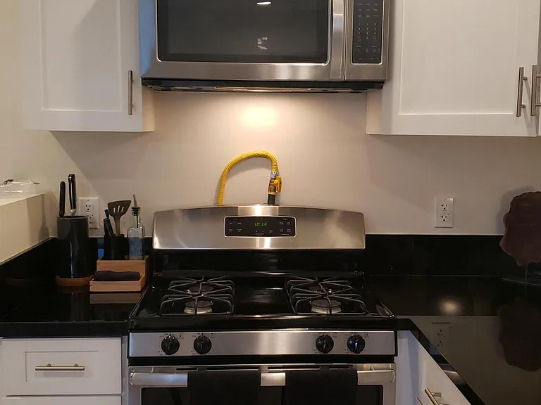 536 N Westmoreland Ave #104 — Photo 13