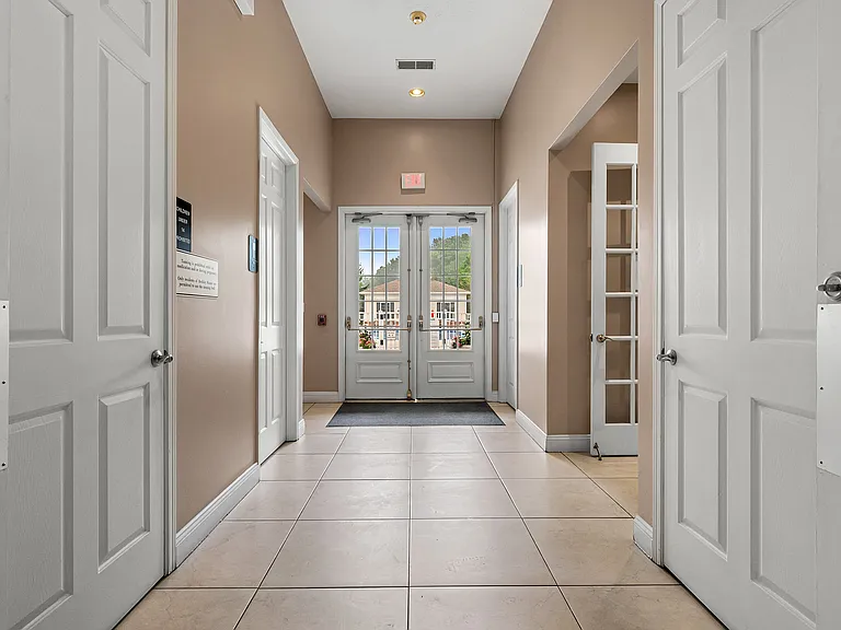 90 Berkley Manor Drive_13
