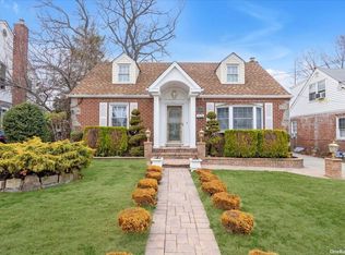 34 Sprague Dr, Valley Stream, NY 11580
