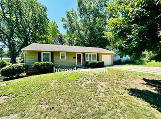 6701 W 76th Ter, Overland Park, KS 66204