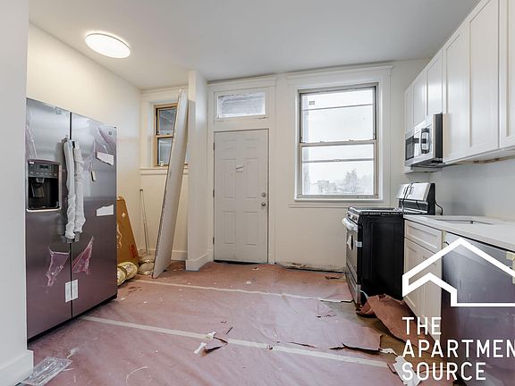 2nd image of 5644 N Glenwood Ave #2F