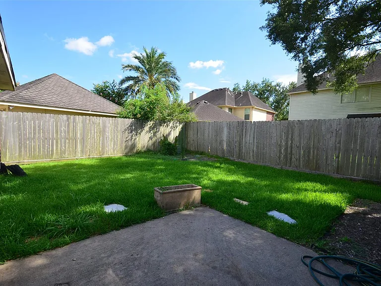 13802 Rosebranch Ct — Photo 16