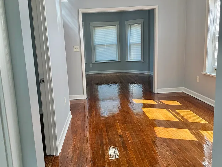 1315 E 72nd Pl #2 — Photo 7
