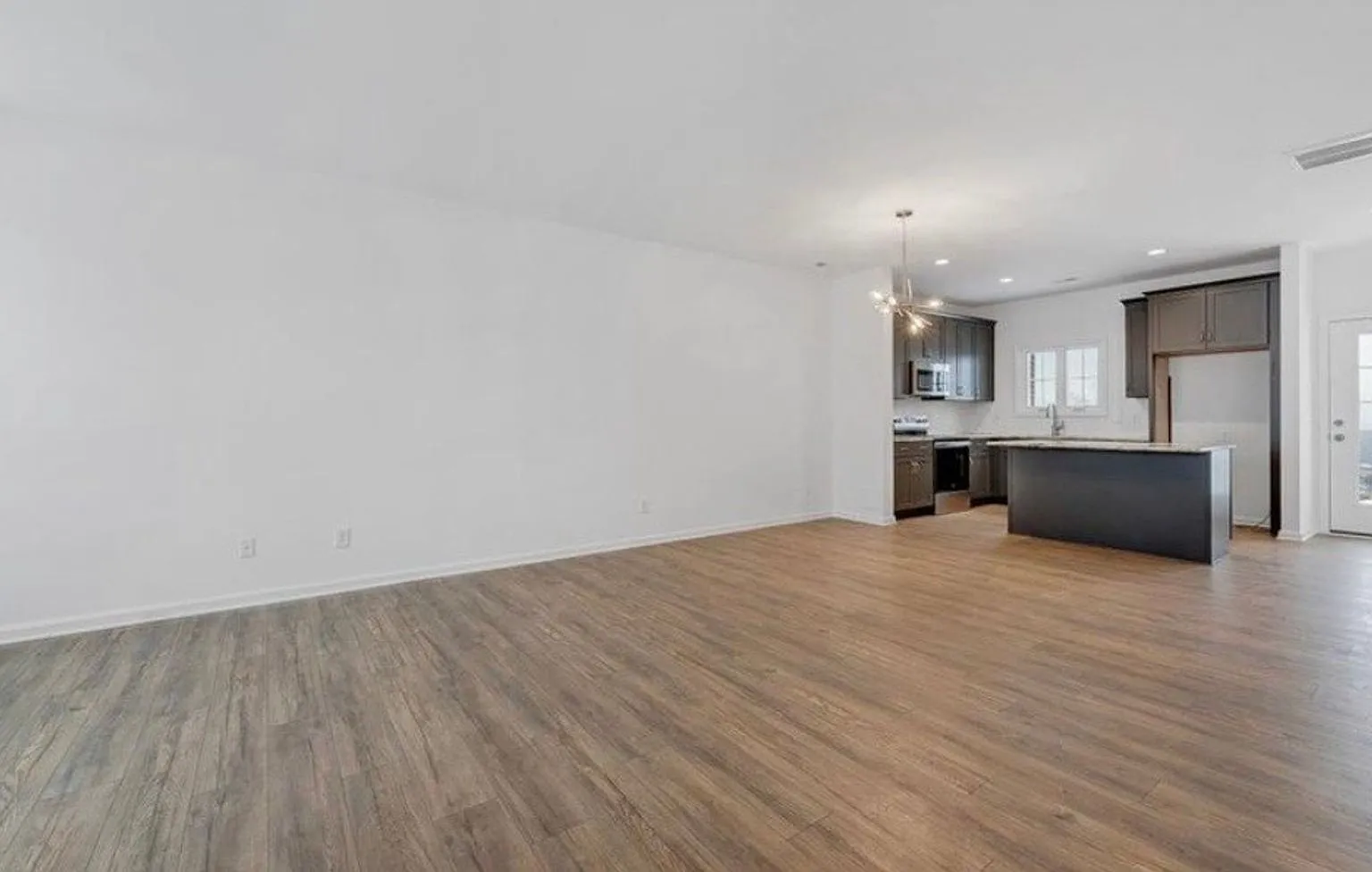 Brand New Townhouse in Blacksburg,VA. — Photo 3