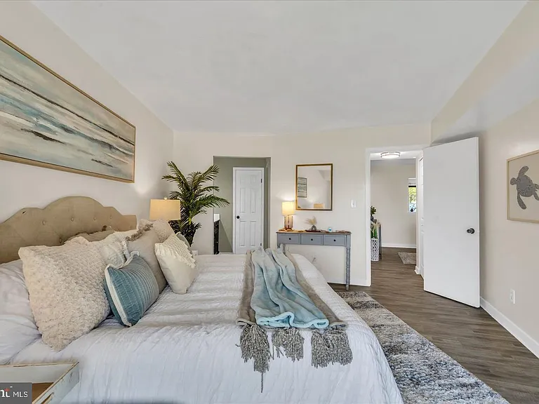 7036 Harbour Village Ct #T1 — Photo 22