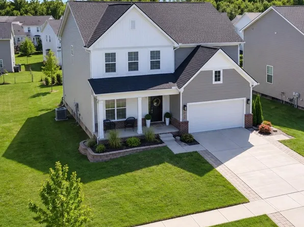 251 Quartz Way, White Lake, MI 48386