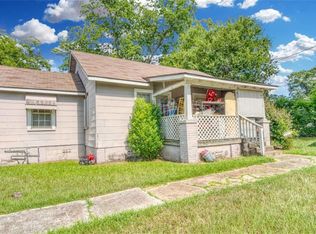 822 Benning Dr, Columbus, GA 31903