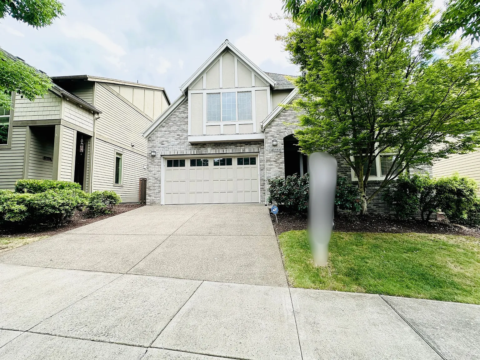 4 bed, 2498 sqft, $3,445 — Photo 3
