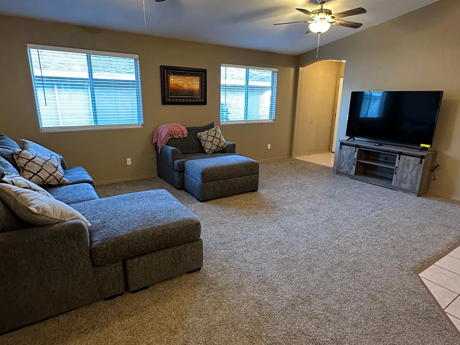 3 bed, 1300 sqft, $1,700 — Photo 2