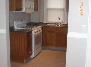 193 Hathaway St #2, New Bedford, MA 02746