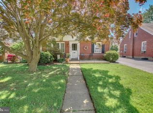 1340 Harrington Rd, Havertown, PA 19083