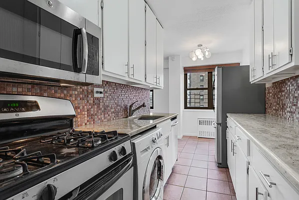 Rented by Corcoran | media 2