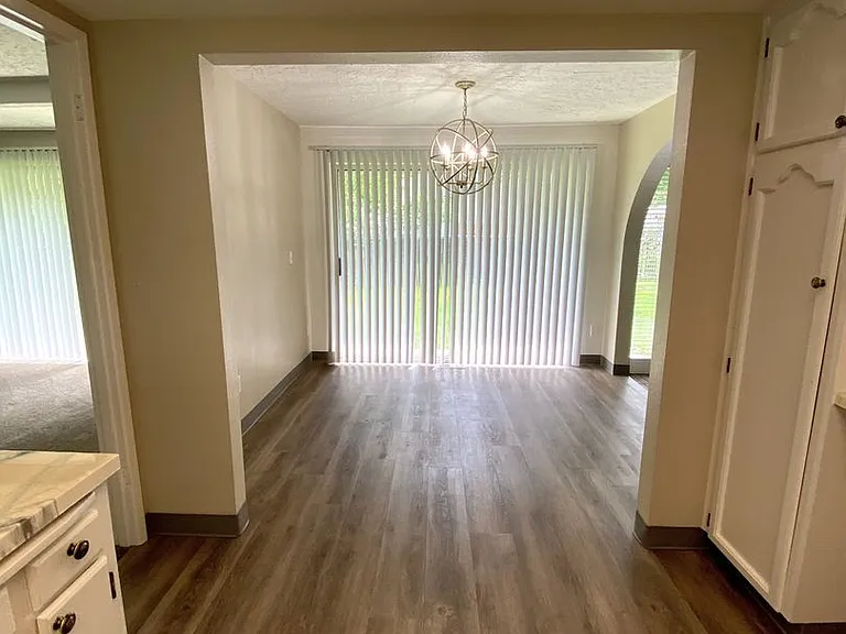 20090 SW Sandra Ct — Photo 4