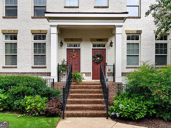 2nd image of 7690 Willoughby Ct