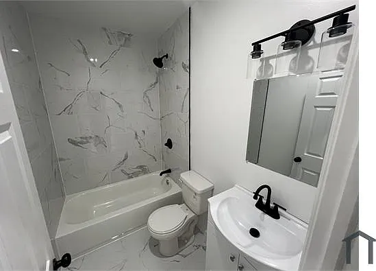 1551 N Frazier St — Photo 27