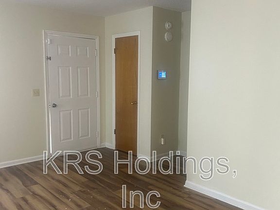 4th image of 1181 Rosedale Dr
