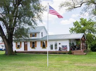 32602 Delhi Rd, Brighton, IL 62012