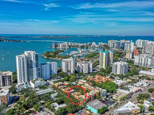 1525 Oak St #15, Sarasota, FL 34236