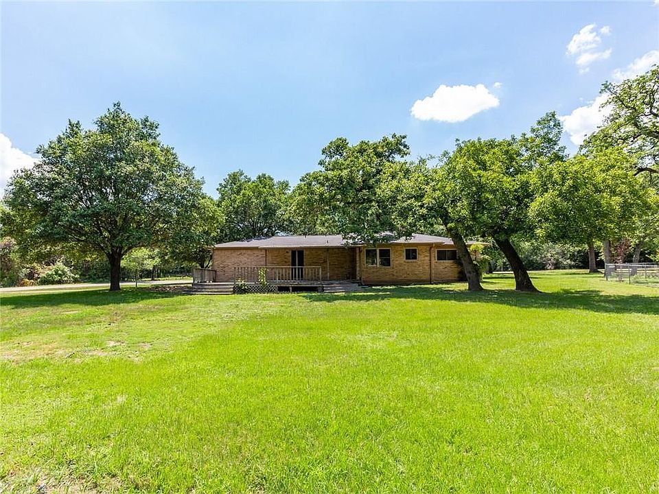 1020 Shady Cir, Lexington, TX 78947 Zillow