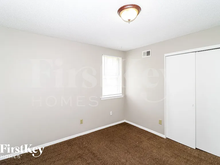 5728 Ballenmoor Dr — Photo 10