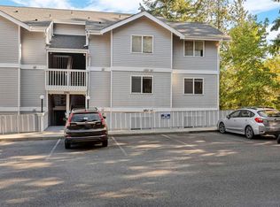 2261 Skyline Ln NW APT G202, Bremerton, WA 98312