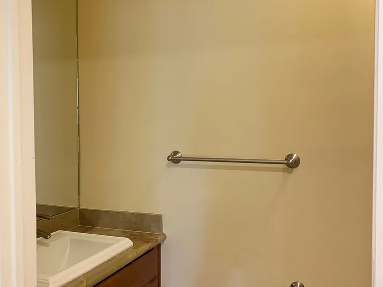 1417 S Westgate Ave #201 — Photo 4