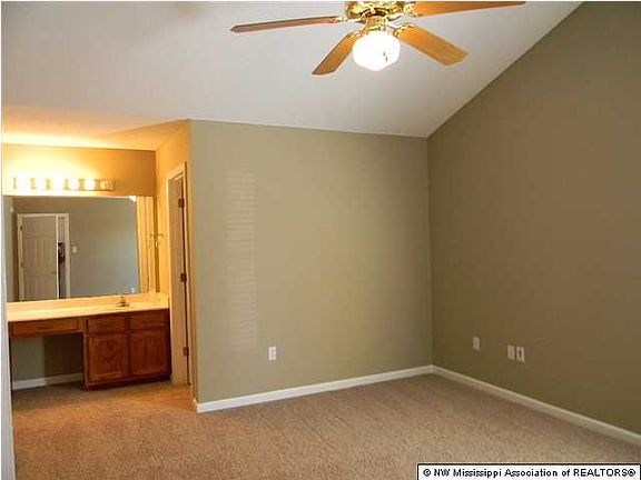 5th image of 5680 Kaitlyn Dr W